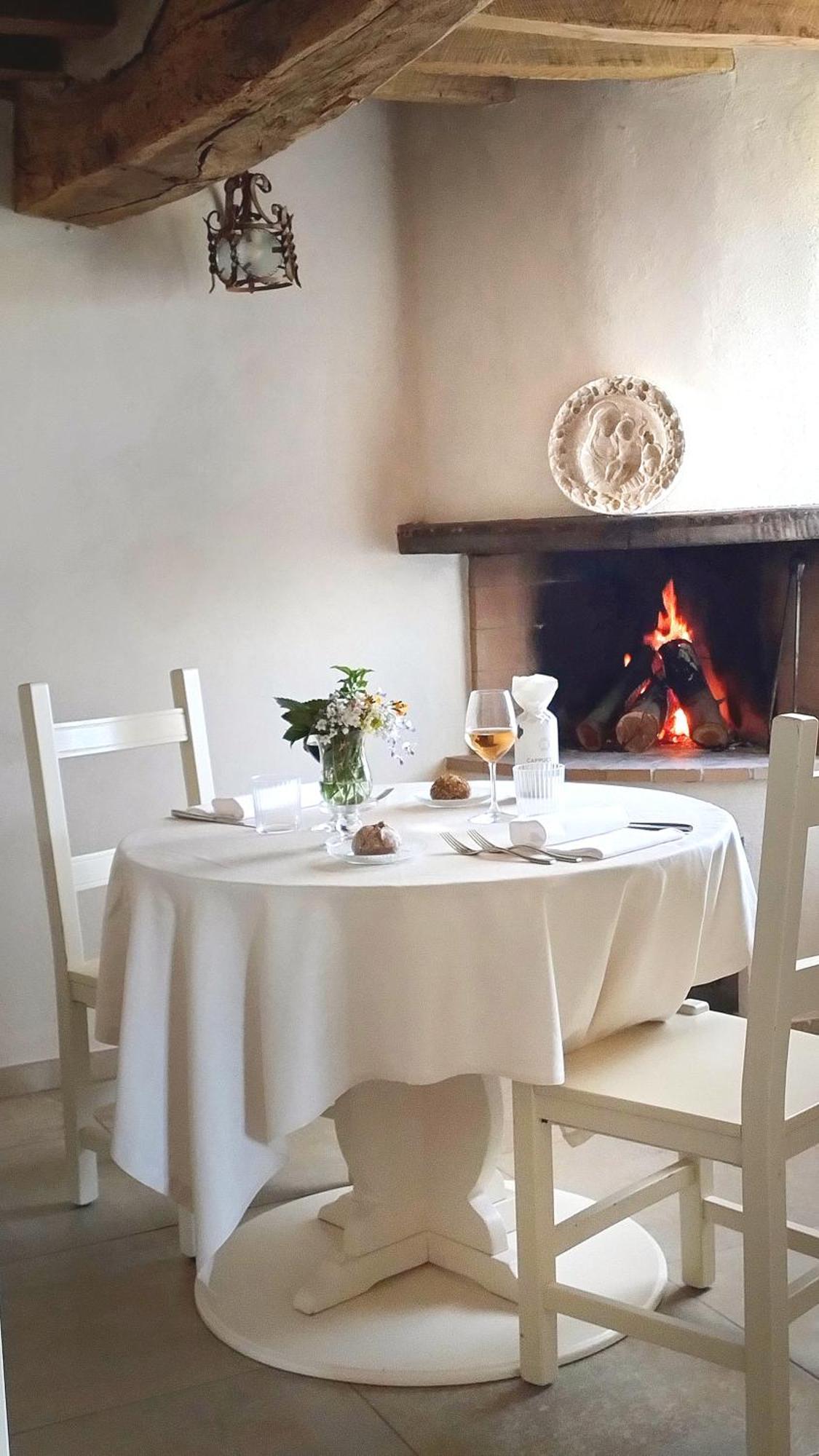 Locanda La Rocca Residenza D'Epoca Fossombrone Esterno foto